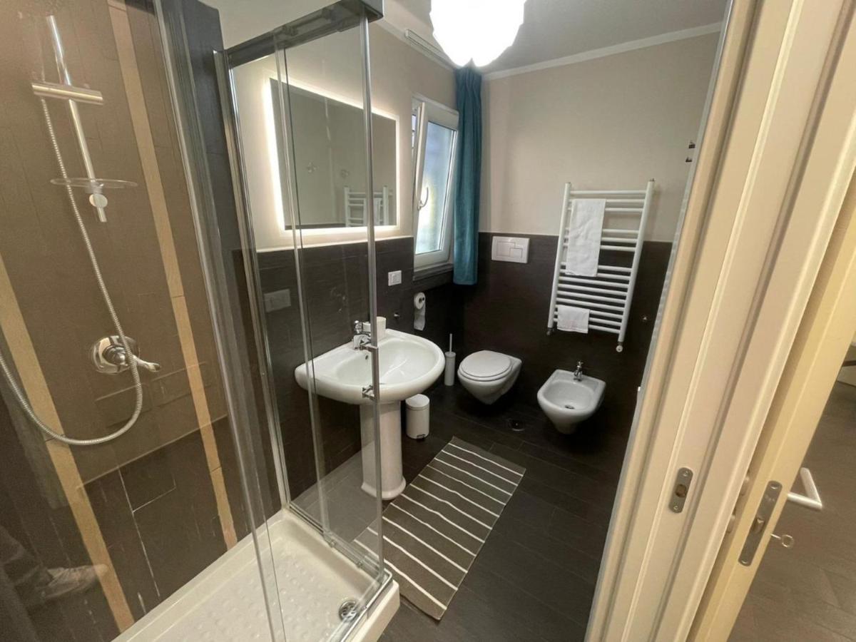Villa Marisa Resort Кастеламаре ди Стабия Екстериор снимка