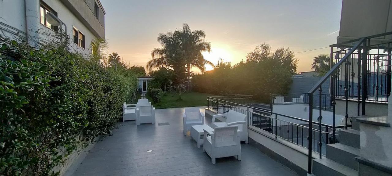 Villa Marisa Resort Кастеламаре ди Стабия Екстериор снимка